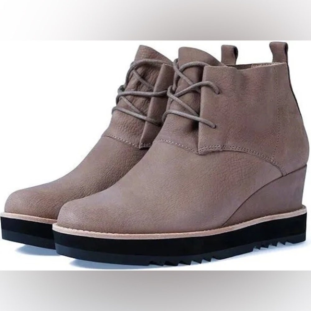 Eileen Fisher Capa Wedge Chukka Nubuck Boot NEW Size 5.5 Boho Chic Streetwear